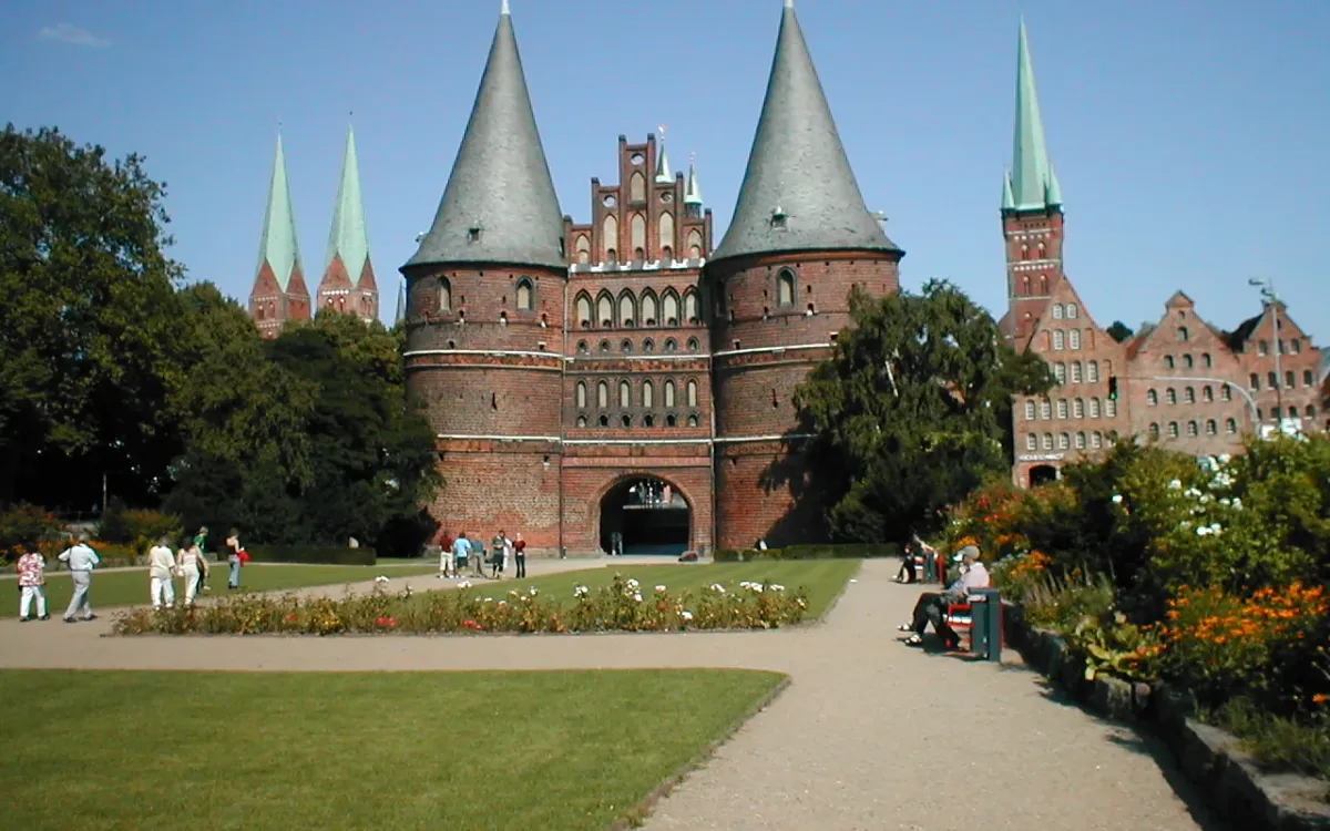 Rohrreinigung Lübeck – Lübeck Holstentor